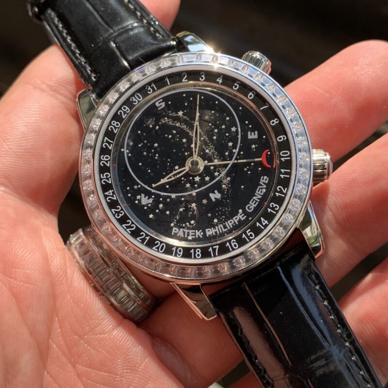 ĐỒNG HỒ PATEK PHILIPPE SKY MOON ĐÍNH ĐÁ MÀU ĐEN REPLICA 1:1 40MM
