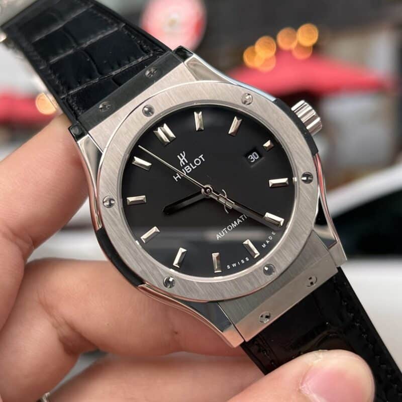 ĐỒNG HỒ HUBLOT FAKE 1:1 MÁY NHẬT ZF BẢN MỎNG MÀU ĐEN 42MM