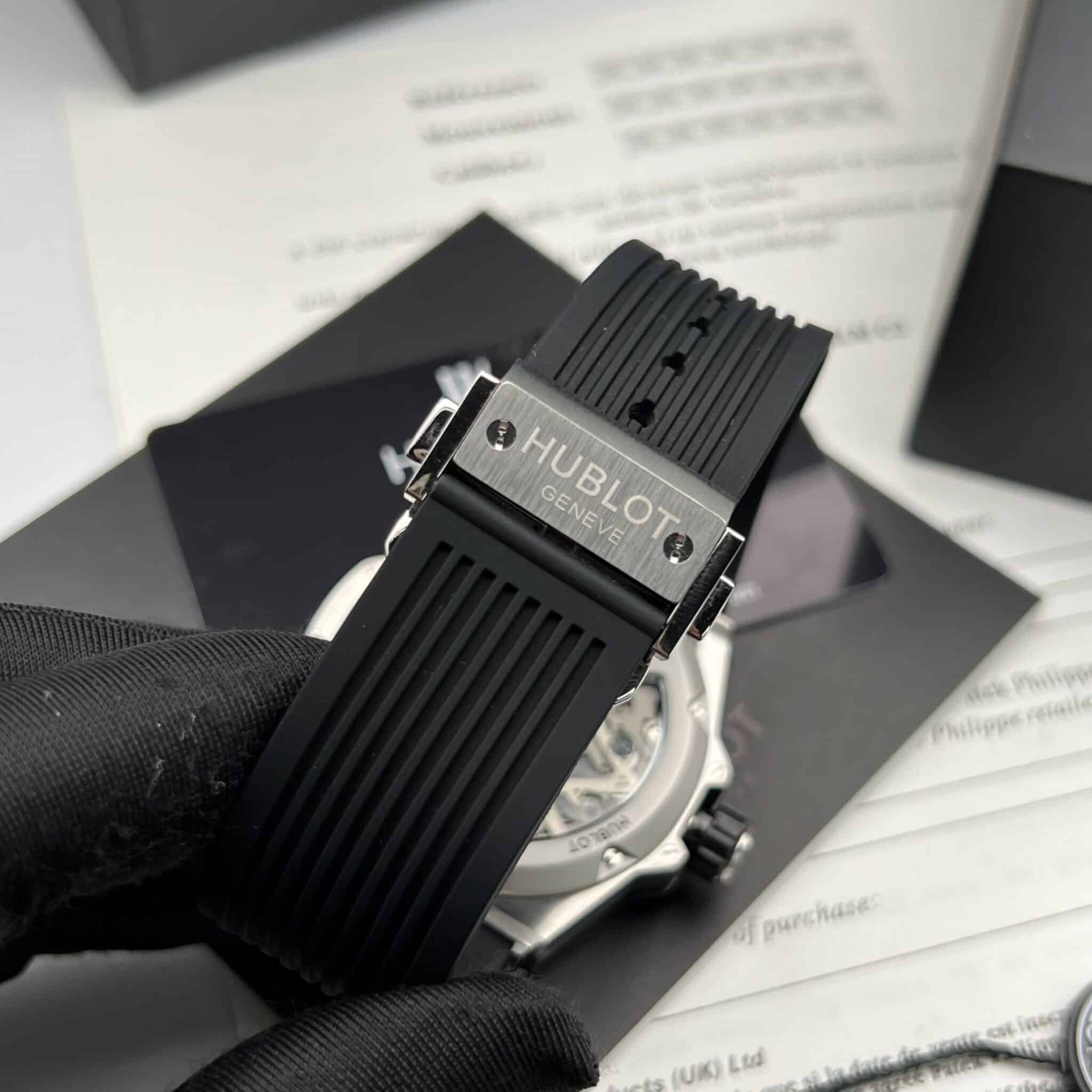 3074484c856743391a76