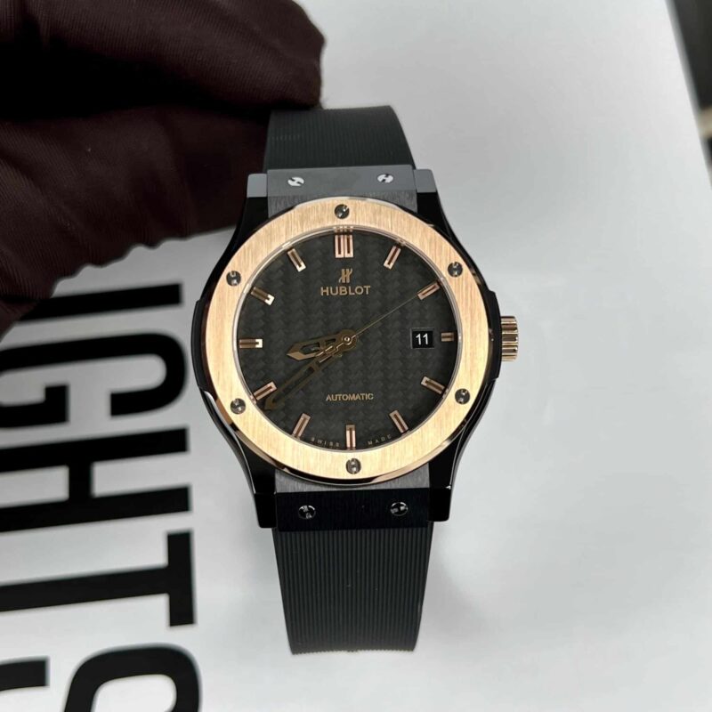 HUBLOT CLASSIC FUSION CERAMIC KING GOLD BEZEL CARBON DIAL BEST REPLICA 42MM