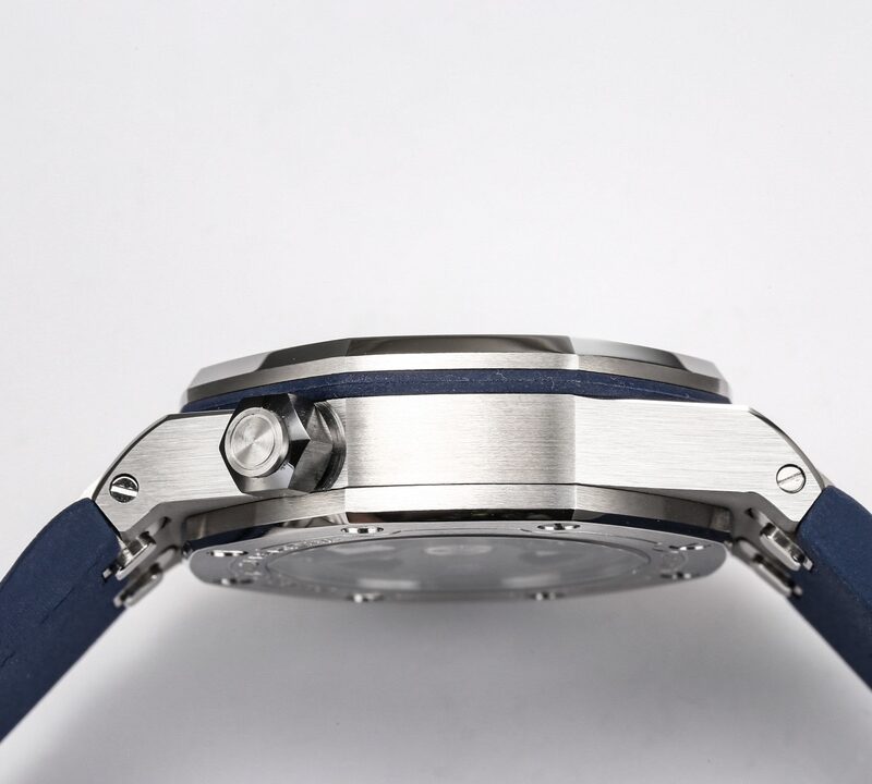 ĐỒNG HỒ AUDEMARS PIGUET ROYAL OAK OFFSHORE MẶT SỐ MÀU XANH REPLICA 42MM