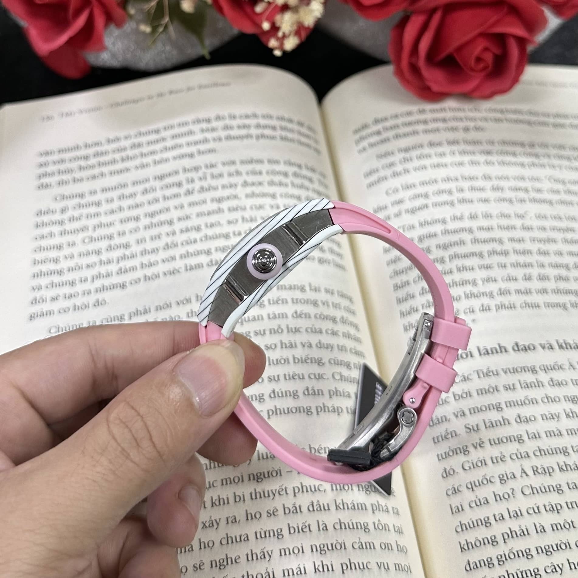 z3852389661661_666e5784fa0572692219e65691300495