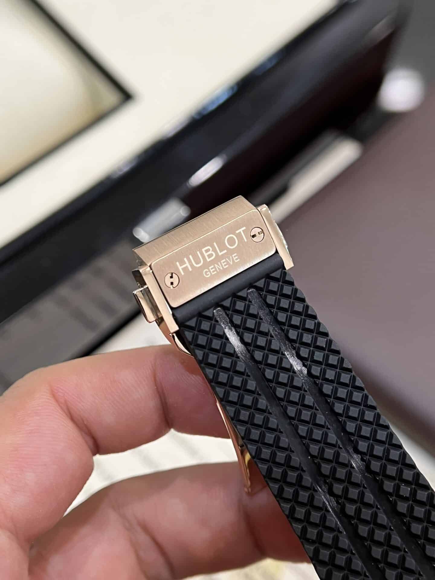 ĐỒNG HỒ HUBLOT BIG BANG CHRONOGRAPH KING GOLD REP 11 MÀU ĐEN 44MM ĐỒNG HỒ HUBLOT BIG BANG CHRONOGRAPH KING GOLD REP 11 MÀU ĐEN 44MM