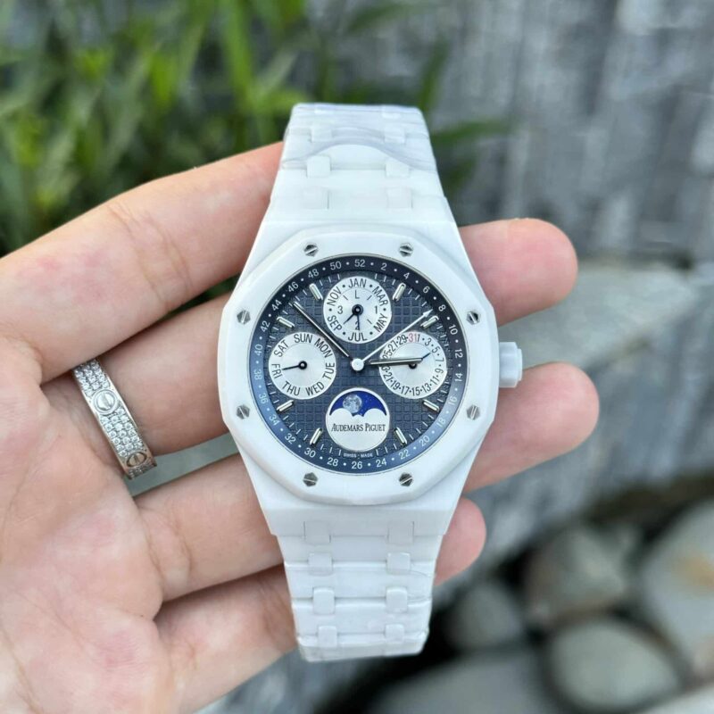 AUDEMARS PIGUET ROYAL OAK 26579CB BLUE DIAL WHITE CERAMIC BEST REPLICA 41MM
