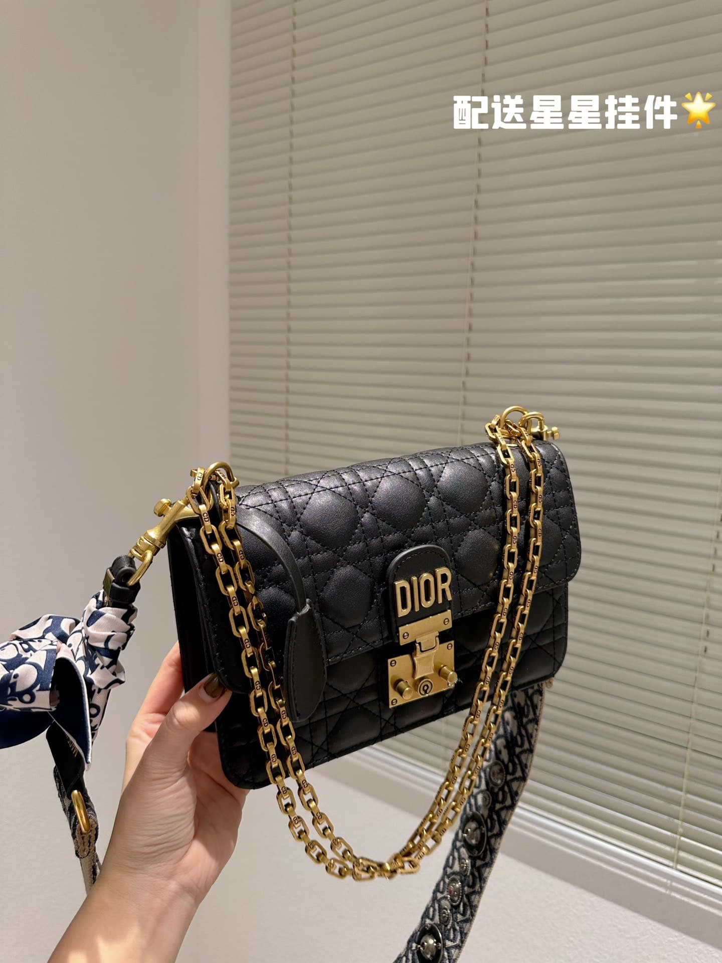 z3954635717133_ed9702d735d84ea40593d3ab073dce92