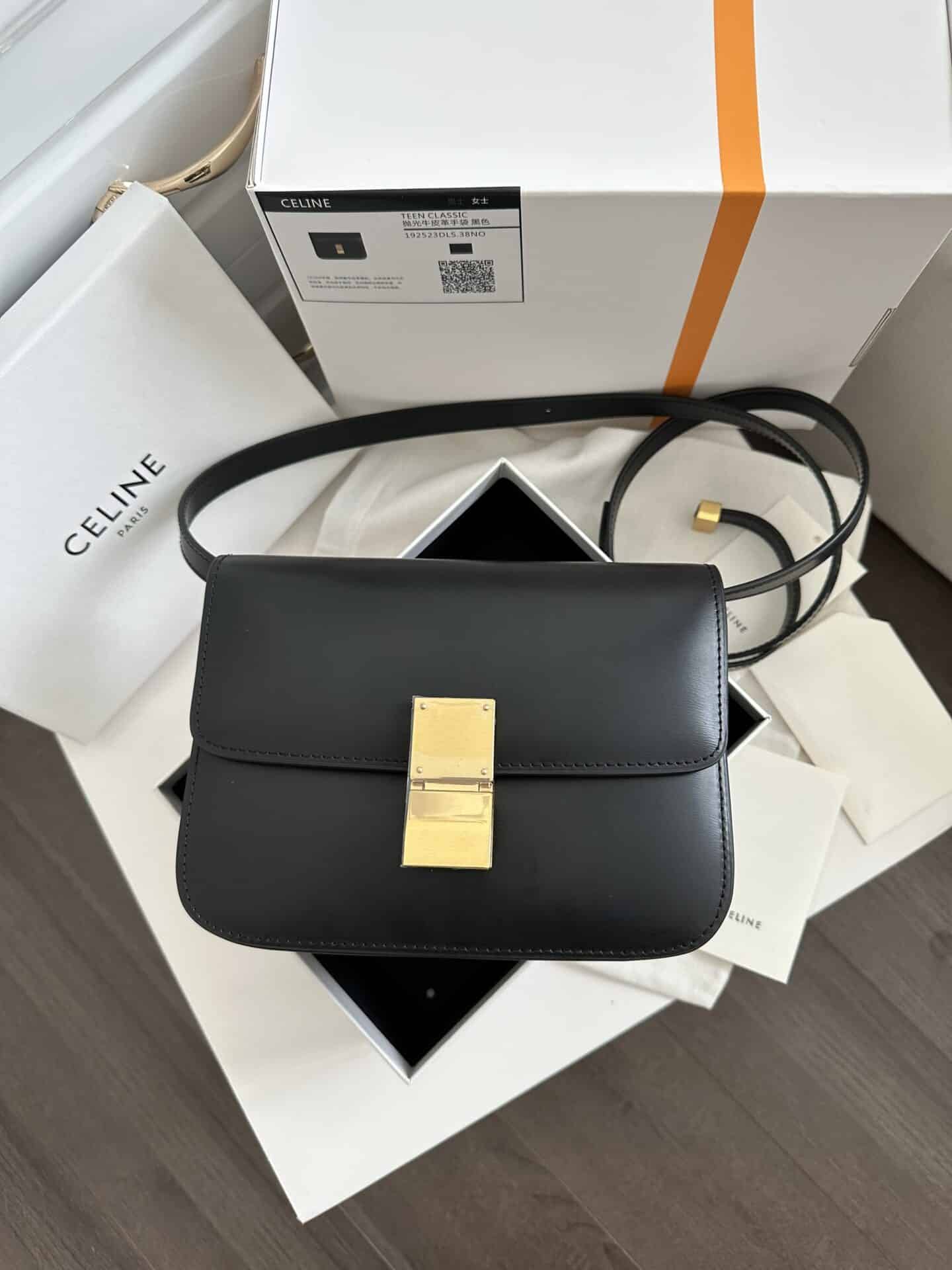 z3970289653865_011ab383f140cf88ac79f3395ca708e2