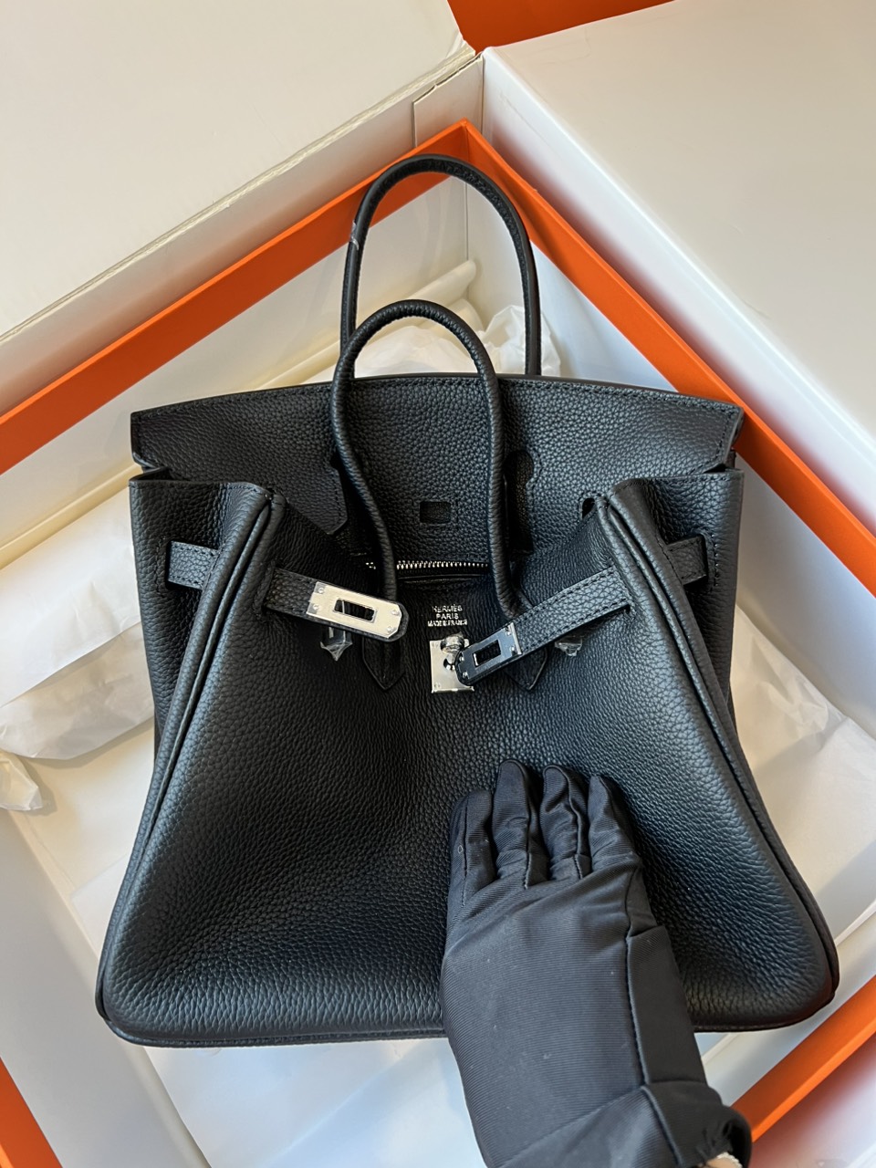 z3970290996717_a2169d5631aee0bd6cb9ddb458202662