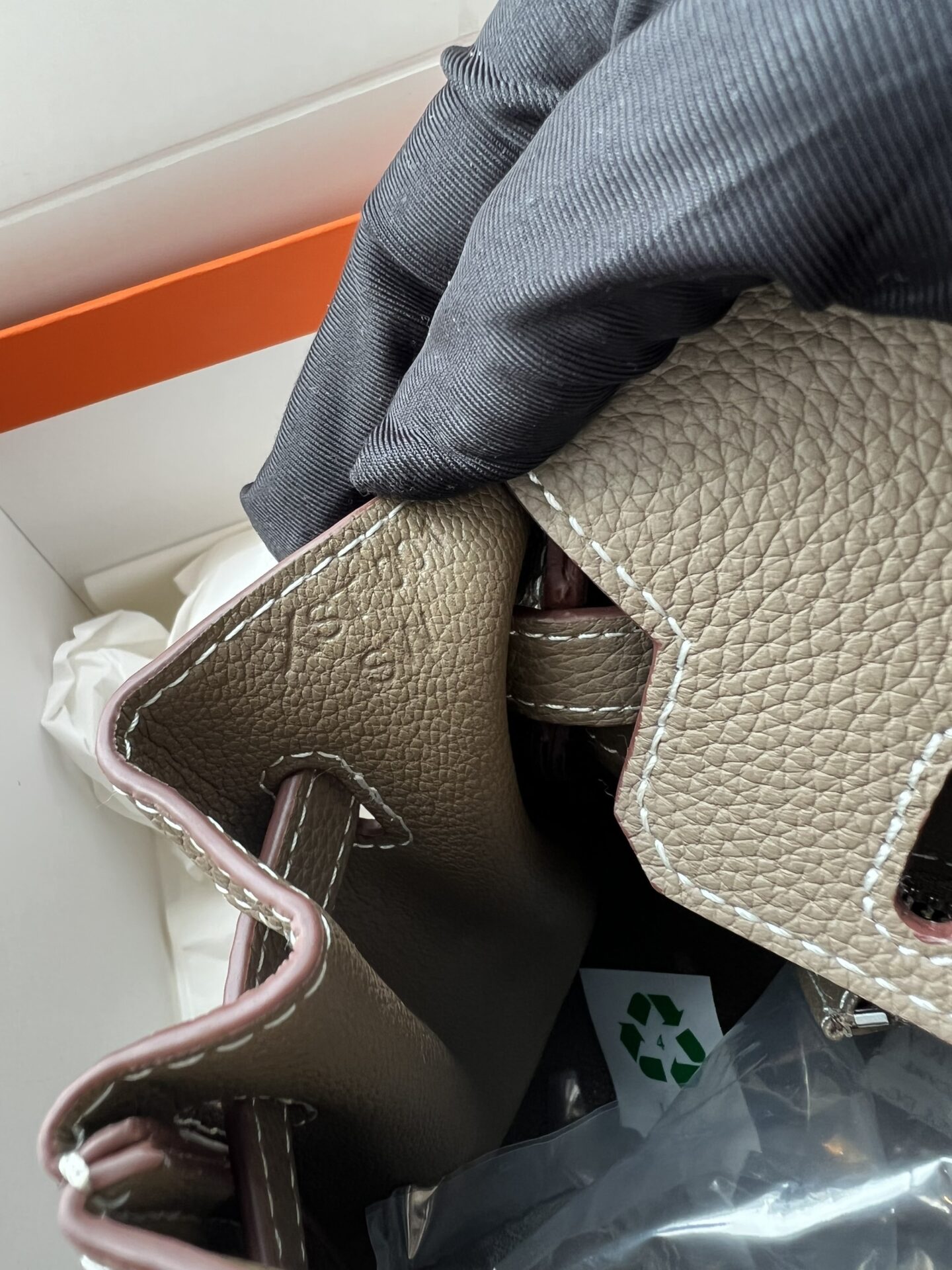 z3970292282321_02ef7bb74b55acba0c85887d09b0983f