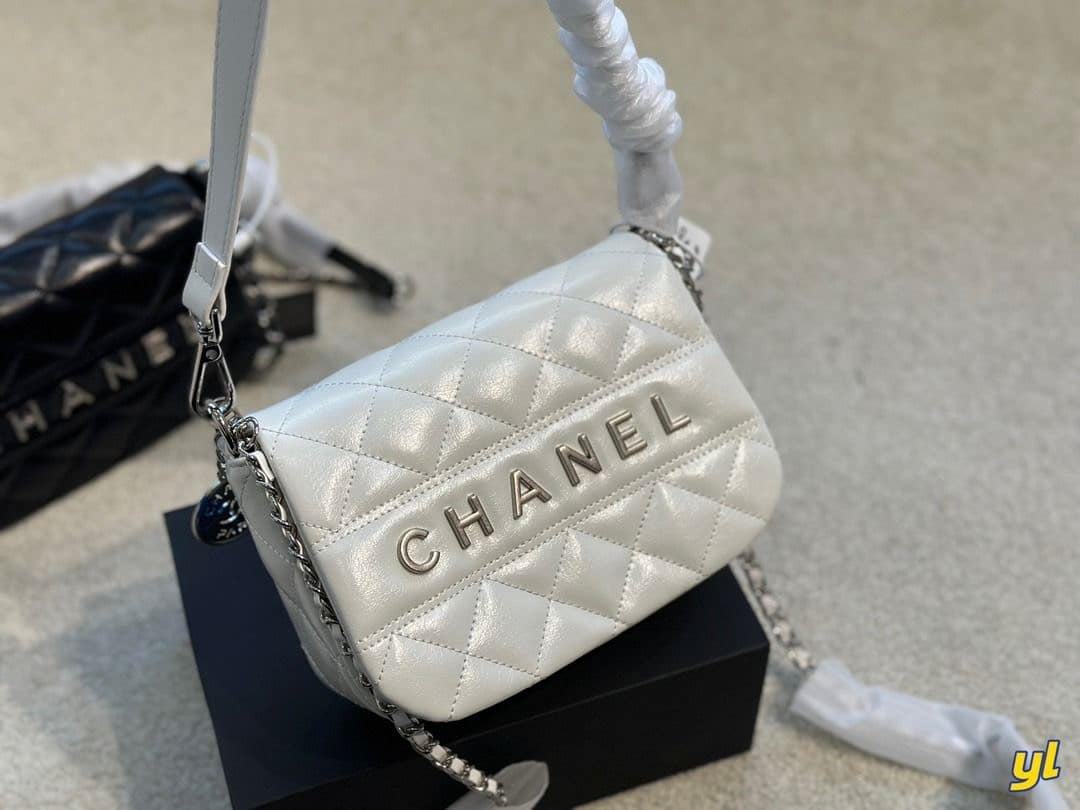 z3994576510809_8cab7182bbd9a7ee17d33437bb91d47d