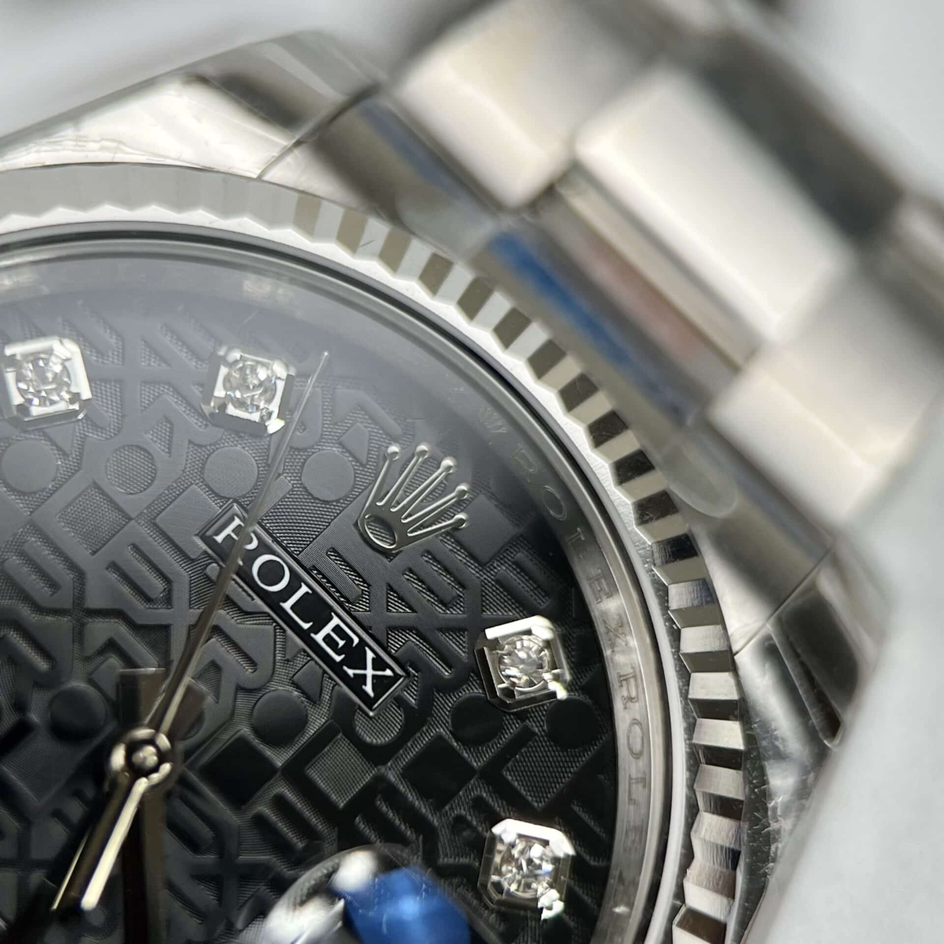 8a44b02f3615ec4bb504 ĐỒNG HỒ ROLEX REP 11 DATEJUST 126234 MẶT SỐ ĐEN VI TÍNH