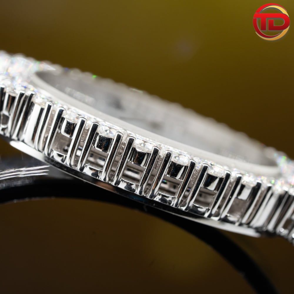 dong-ho-chopard-L'heure-che-tac-vang-khoi-10k-kim-cuong-moissanite-5