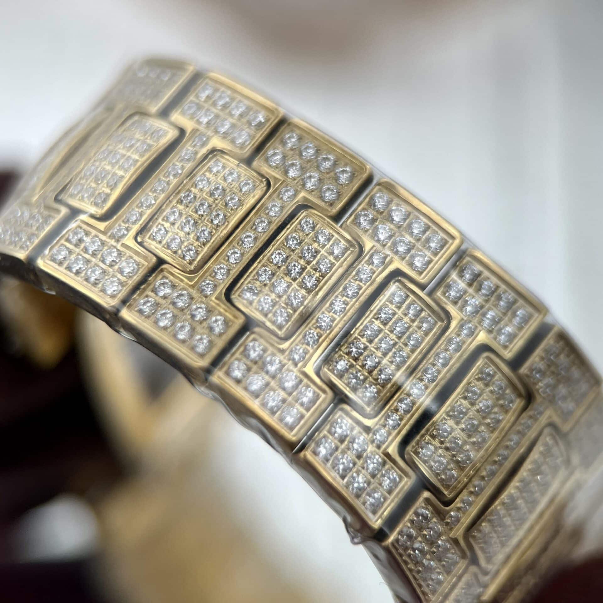 patek-philippe-nautilus-5711-dinh-full-da-6