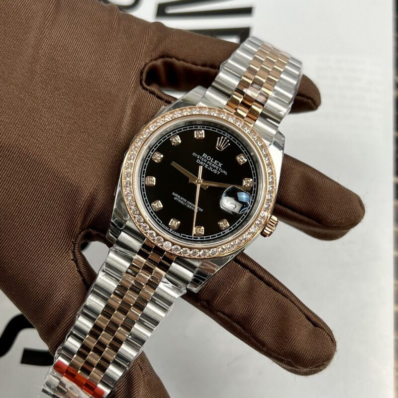 ĐỒNG HỒ ROLEX DATEJUST REP 1:1 MẶT SỐ ĐEN NIỀNG ĐÁ EW FACTORY