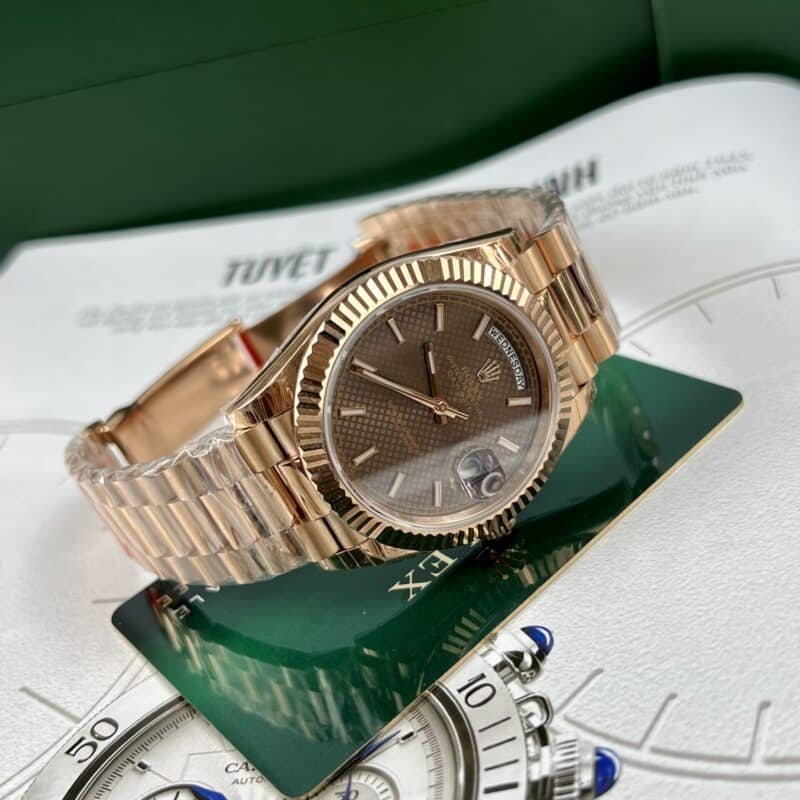 ĐỒNG HỒ ROLEX DAY-DAYE 228235 VÀNG HỒNG FAKE SIÊU CẤP EW FACTORY