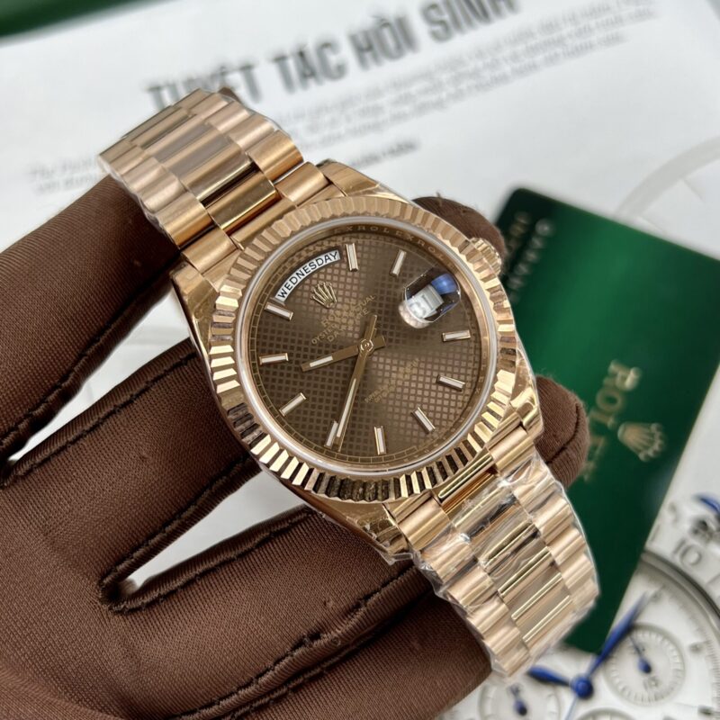 ĐỒNG HỒ ROLEX DAY-DAYE 228235 VÀNG HỒNG FAKE SIÊU CẤP EW FACTORY