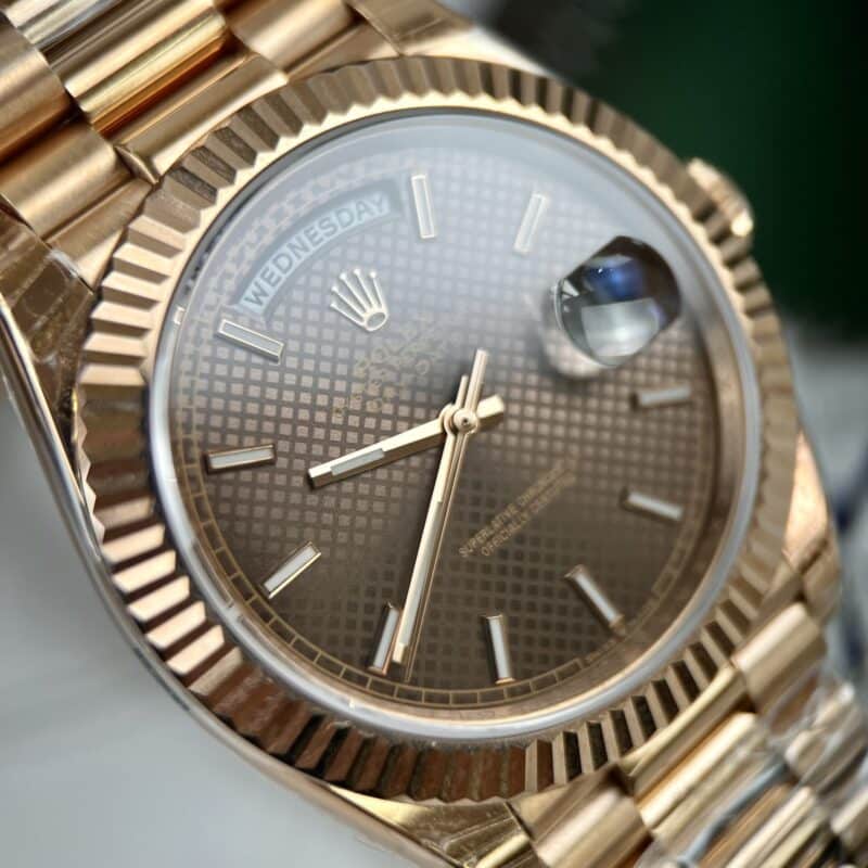 ĐỒNG HỒ ROLEX DAY-DAYE 228235 VÀNG HỒNG FAKE SIÊU CẤP EW FACTORY