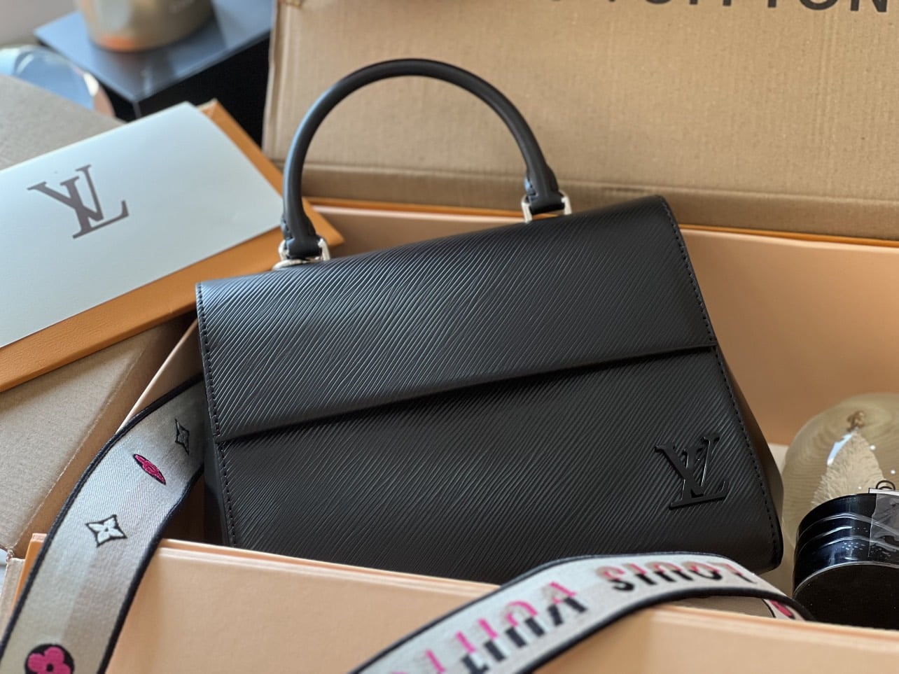 z4075746175636_96e4e23286aa7346393efd34b3dc3b2b