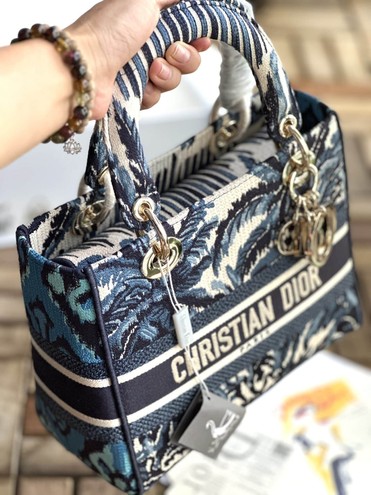 z4125555084097_deca1c3d458420a9adca38754510cd00