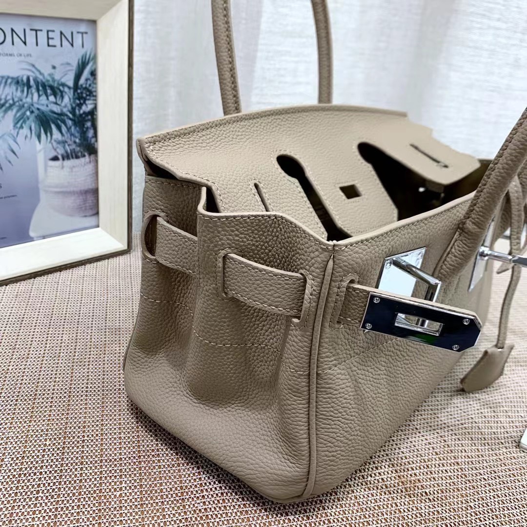 z4130921359606_7b5fc7a5afb65164dc59d538ef1e0cd3