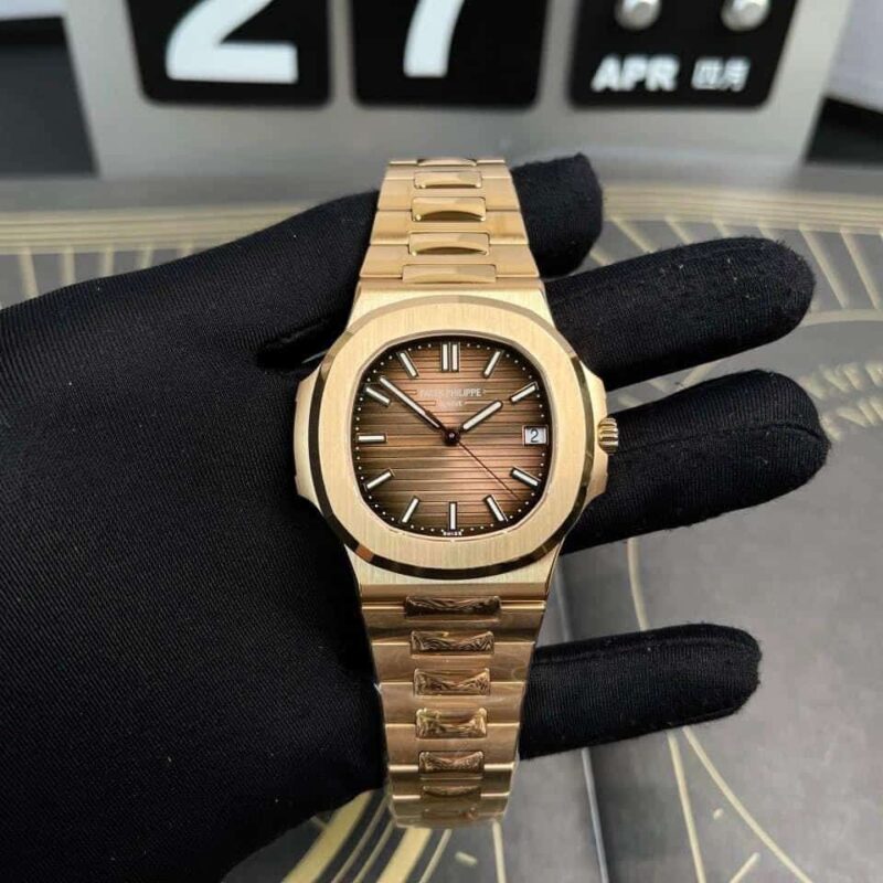 PATEK PHILIPPE NAUTILUS 5711/1R-001 ROSE GOLD BEST REPLICA 40MM