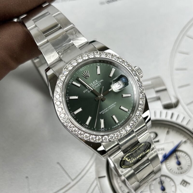ĐỒNG HỒ ROLEX DATEJUST MẶT XANH NIỀNG KIM CƯƠNG MOISSANITE REP 1:1