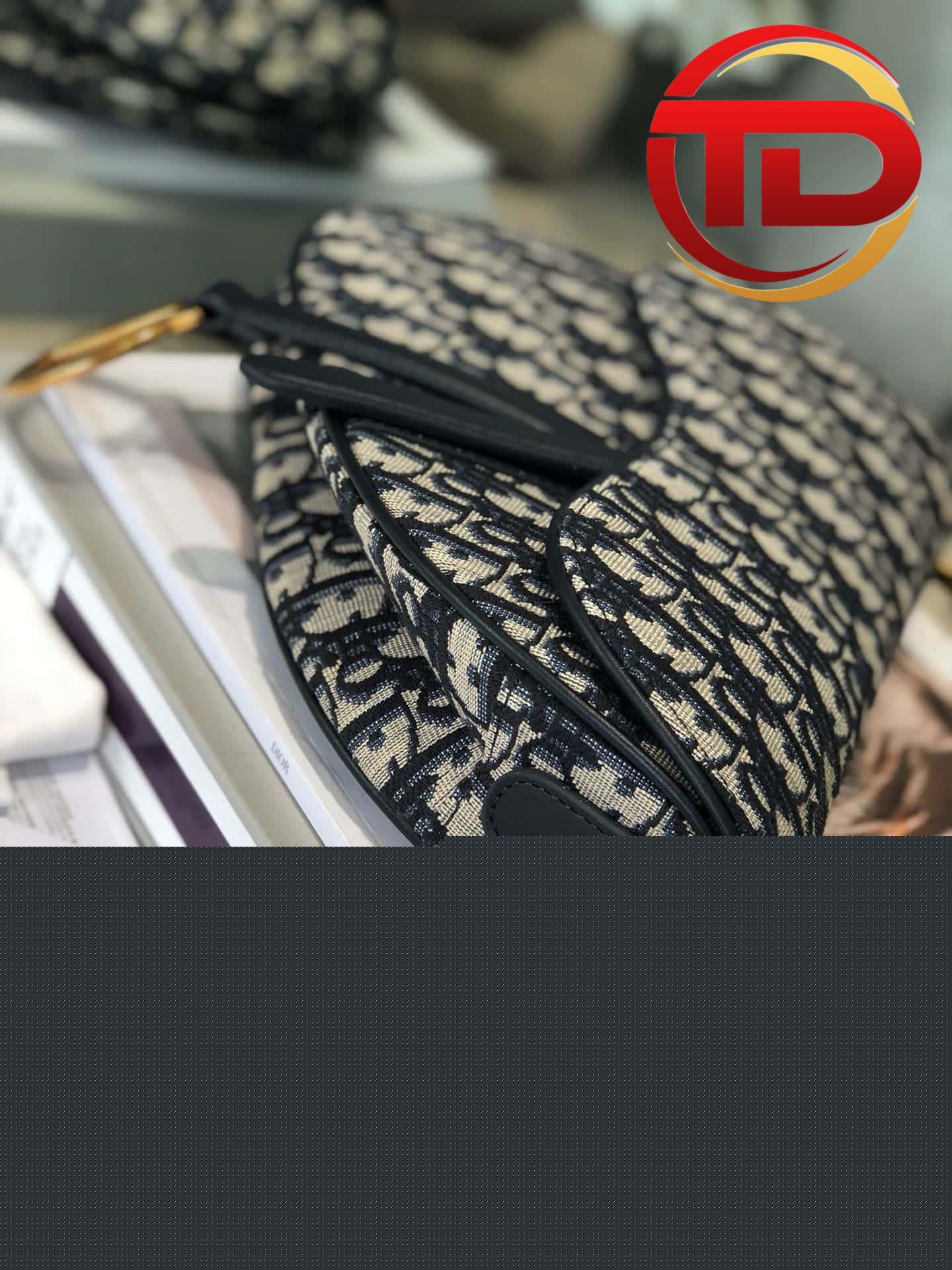 z4186084492678_b1618f4fc0c8b5c5b7b661cc109e69c4