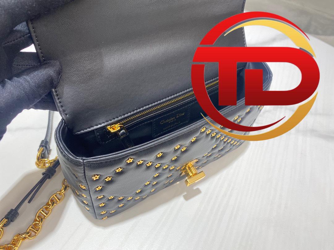 z4186090597411_eb81f7d7743cdde9b3632a47b42059b9