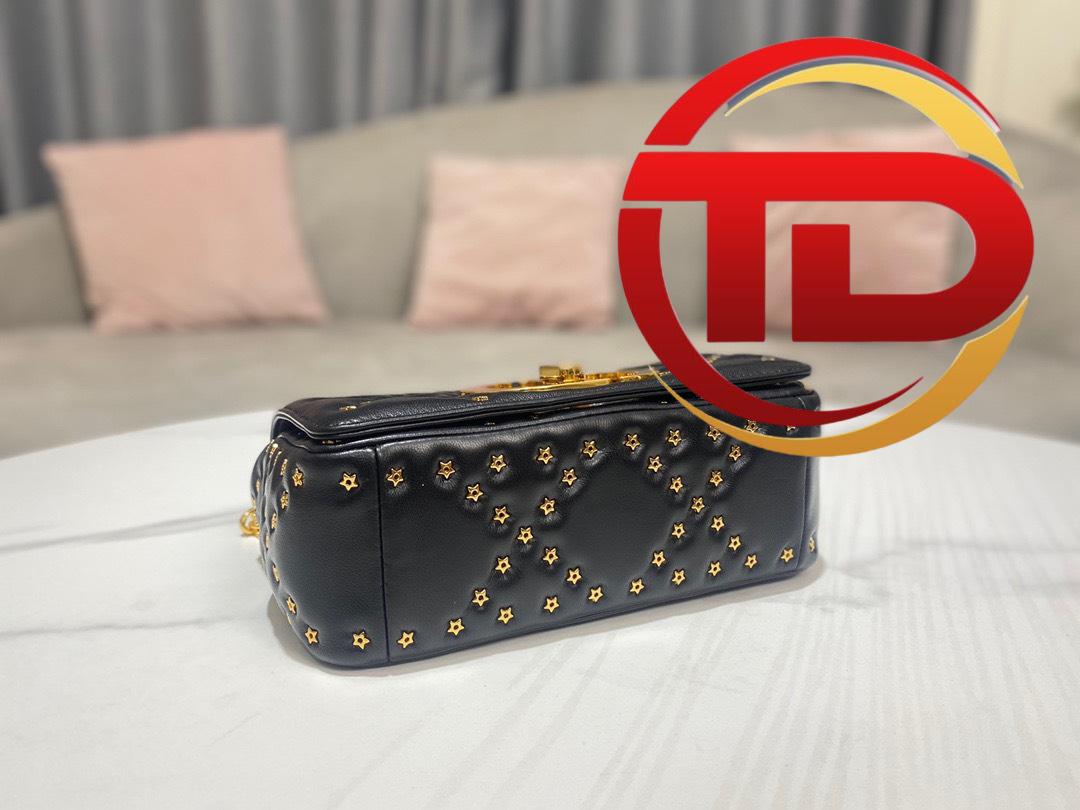 z4186090604508_608d4fd1d05e1a75f3a06cfb2d0ea5c0