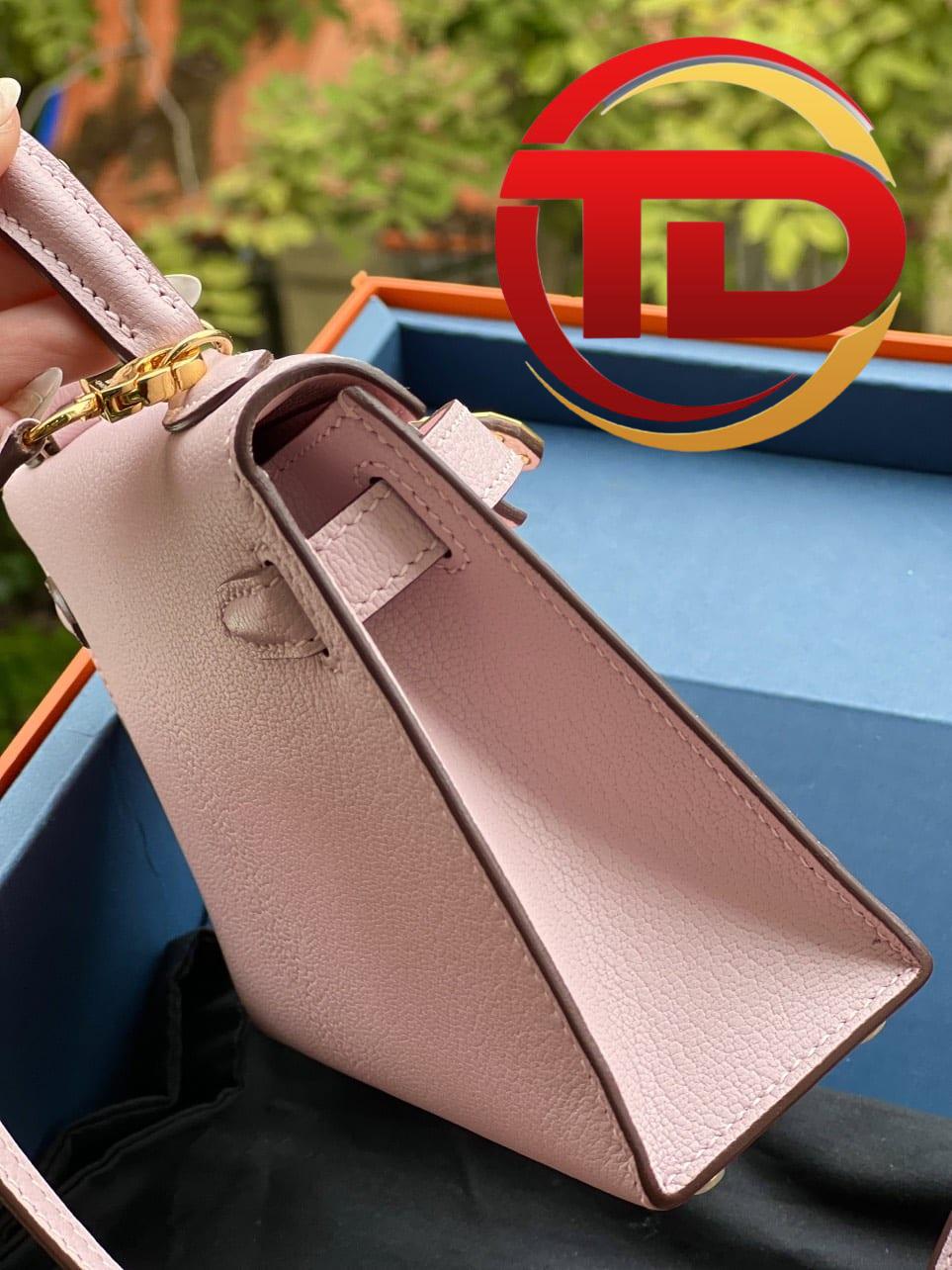 z4198380175486_f521fb47910bba4770a69db8d1086b56