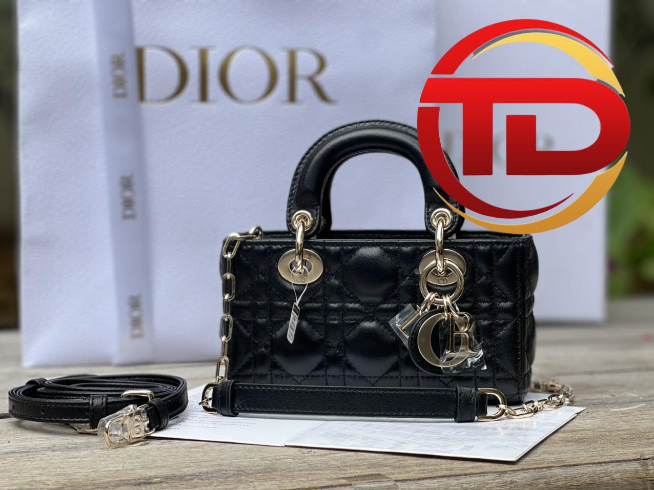 z4198381100551_92f4d83bf64f4a35cdcacf3d01fc612b