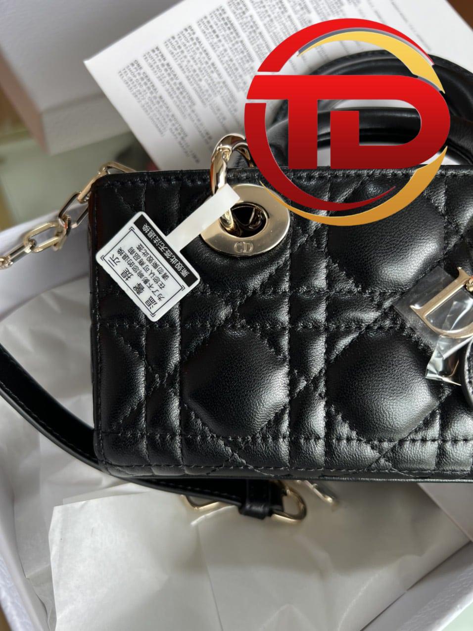 z4198381103990_2c0a56fe9d56dd8f2e2021c99515e958