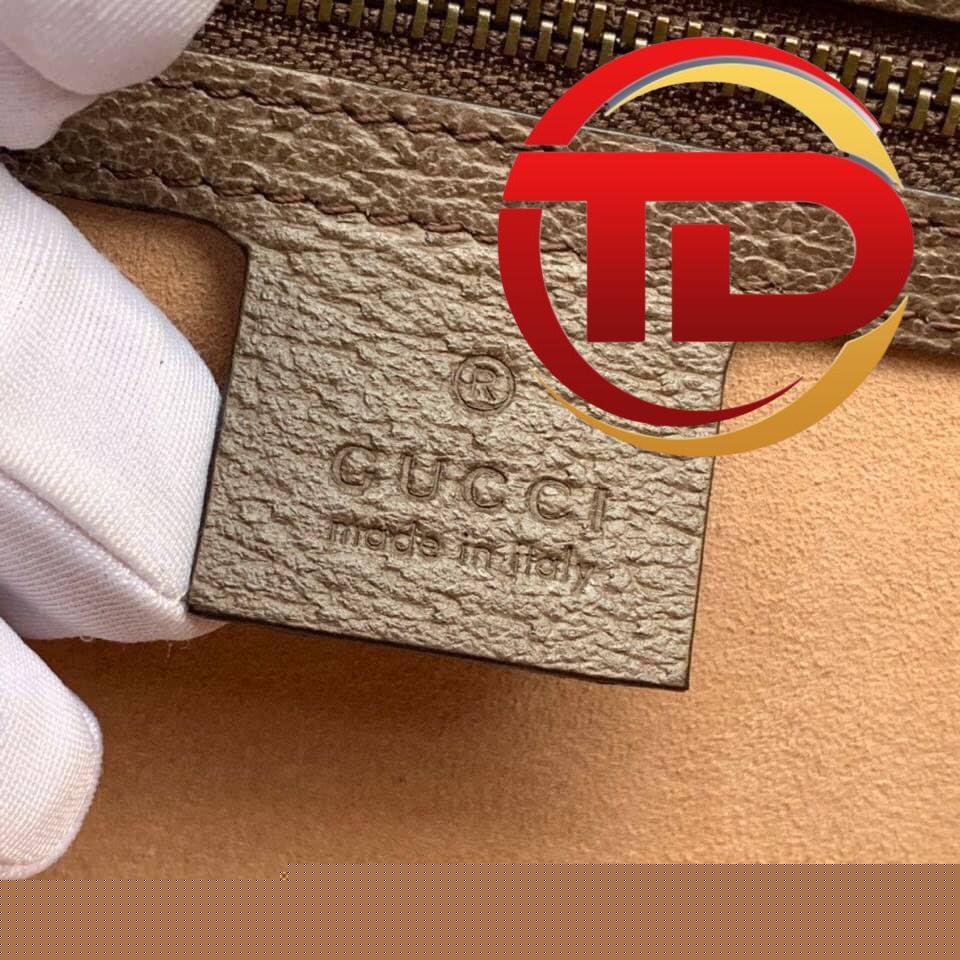 z4225638941495_fb0fc1957520e0638ecf942d8285dfe4