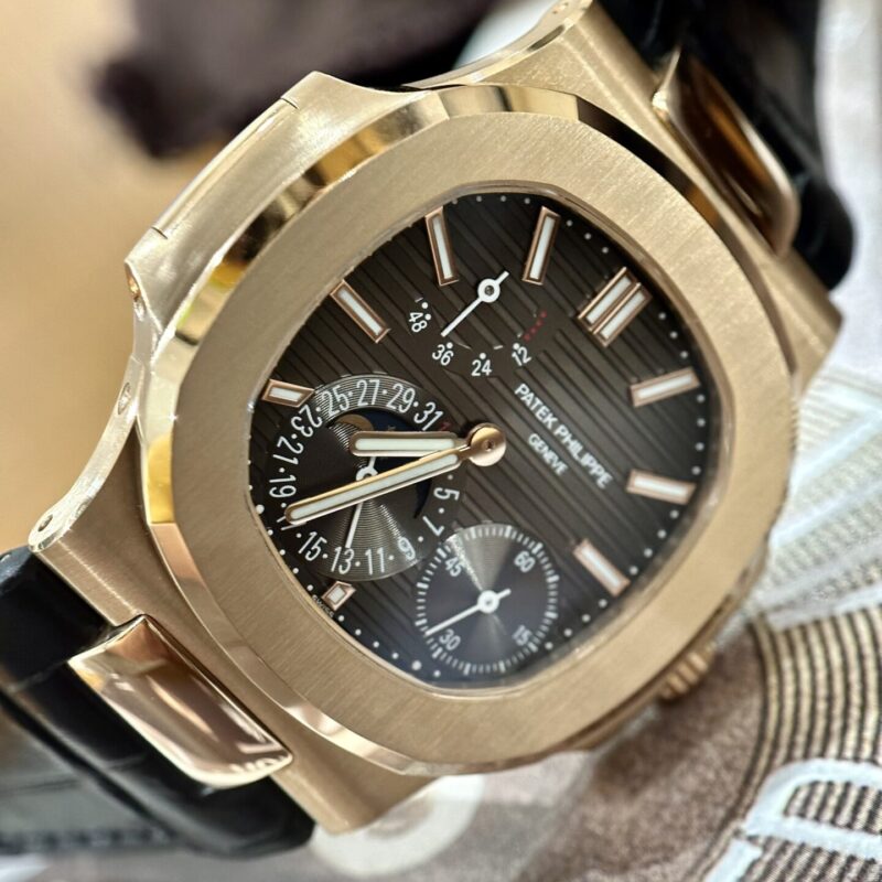 ĐỒNG HỒ PATEK PHILIPPE NAUTILUS 5712 CHẾ TÁC VÀNG KHỐI 18K VIP 40MM