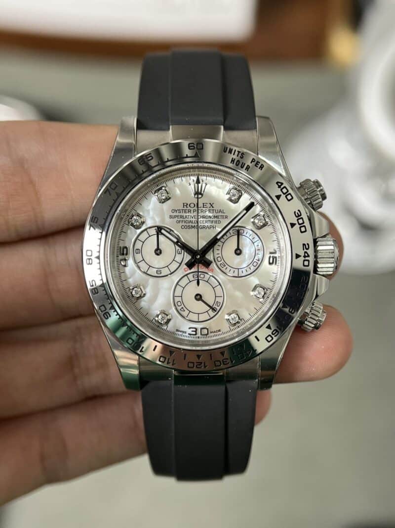 ĐỒNG HỒ ROLEX DAYTONA MẶT SỐ MOP CỌC SỐ KIM CƯƠNG MOISSANITE BT FACTORY
