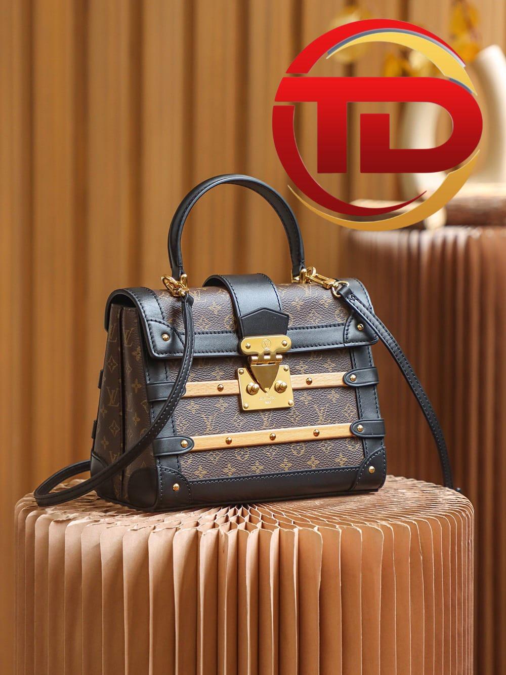 z4228387548573_c0fc286f66b0b397c691b1d4294f5879 TÚI LV LOUIS VUITTON TRIANON PM BAG SIÊU CẤP
