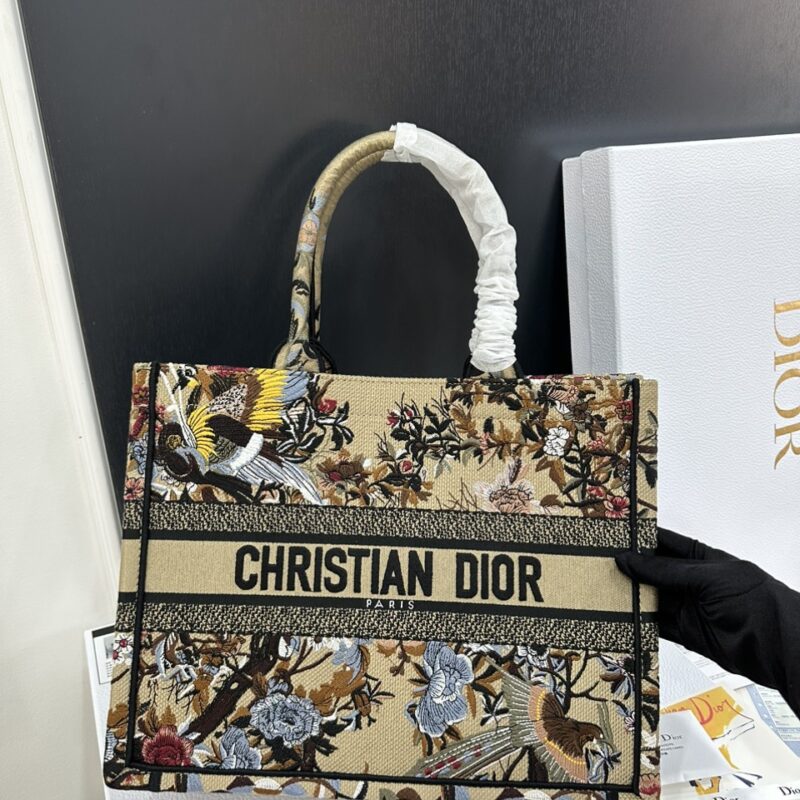 TÚI XÁCH MEDIUM DIOR BOOK TOTE NGUYÊN BẢN