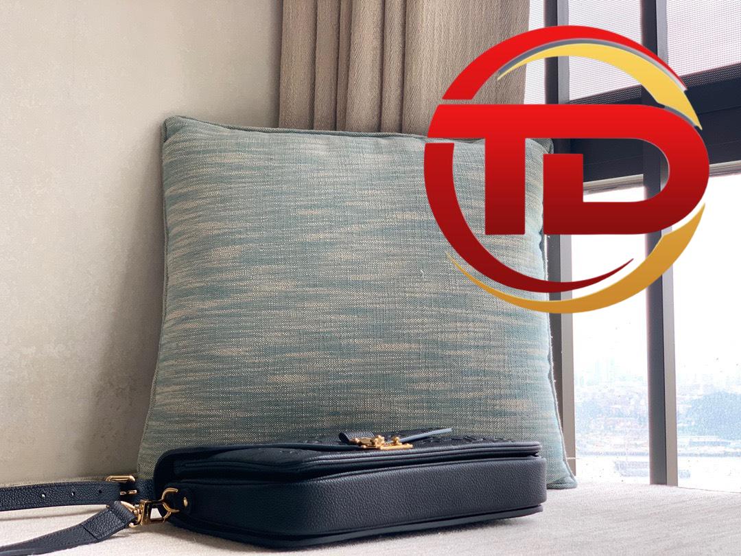 z4291571392883_25f82bdfb861b14d489af6101c155b66