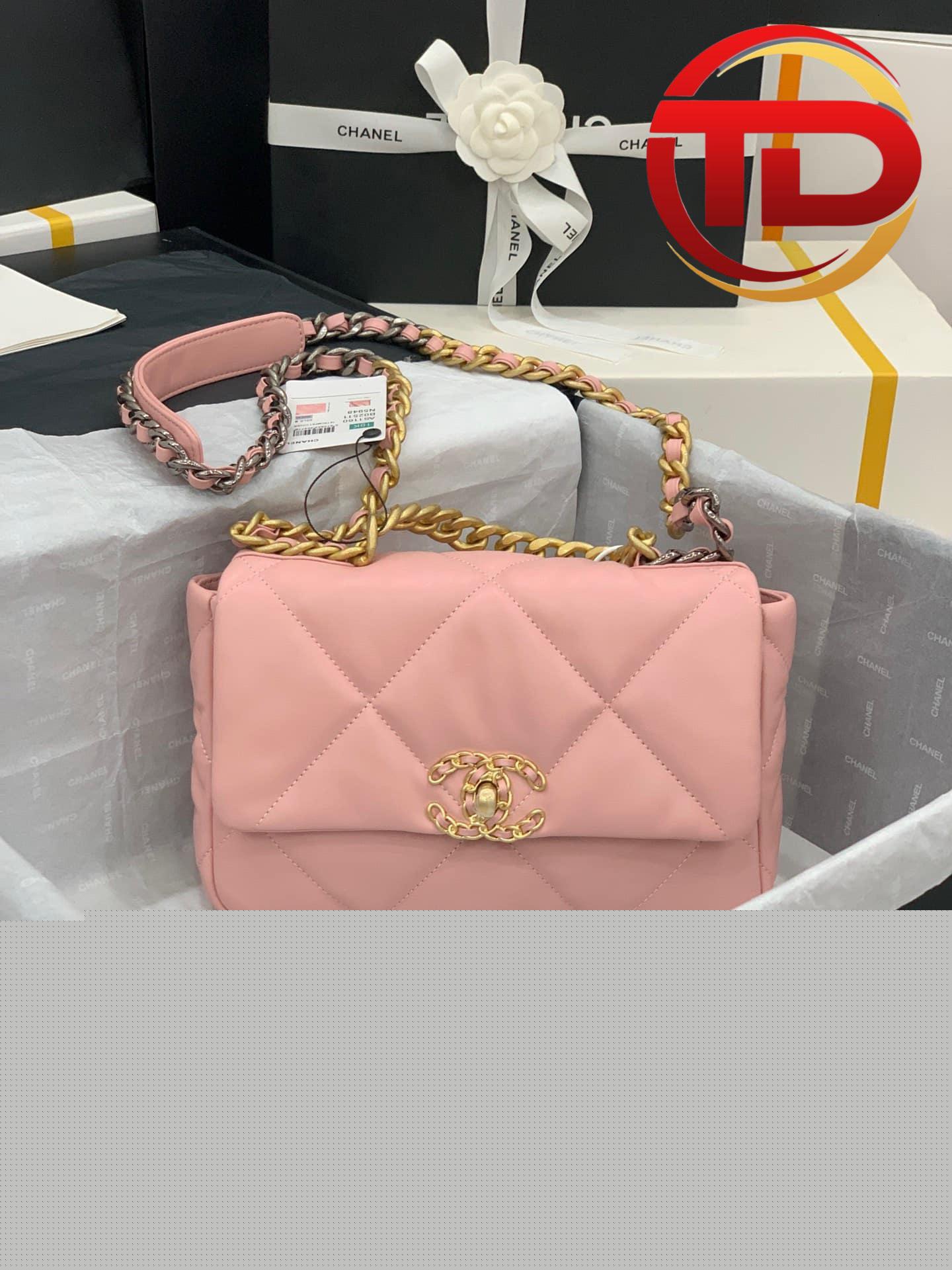 z4291988085457_855d2575ab43d2881c553f17ff2d4726 TÚI CHANEL 19 FLAP BAG DOUBLE C LOGO LAMBSKIN KHÓA VÀNG SIÊU CẤP MÀU HỒNG