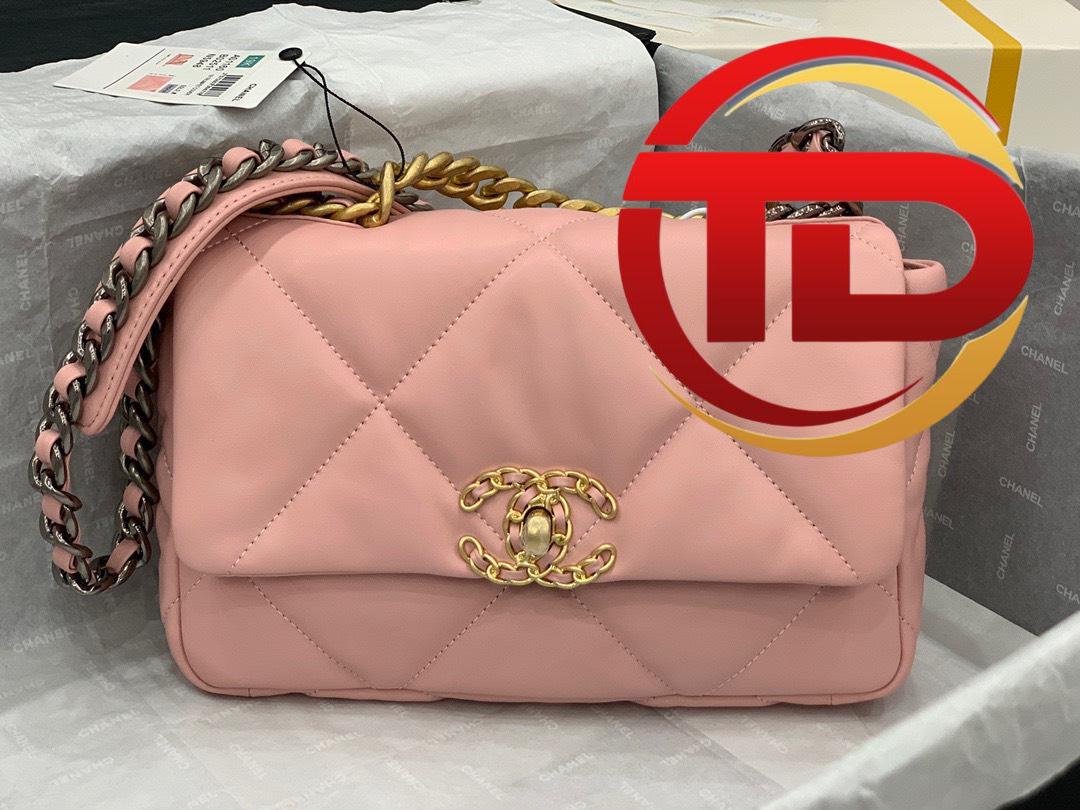 z4291988091390_5315813056829eb3d9034786b37ee759 TÚI CHANEL 19 FLAP BAG DOUBLE C LOGO LAMBSKIN KHÓA VÀNG SIÊU CẤP MÀU HỒNG