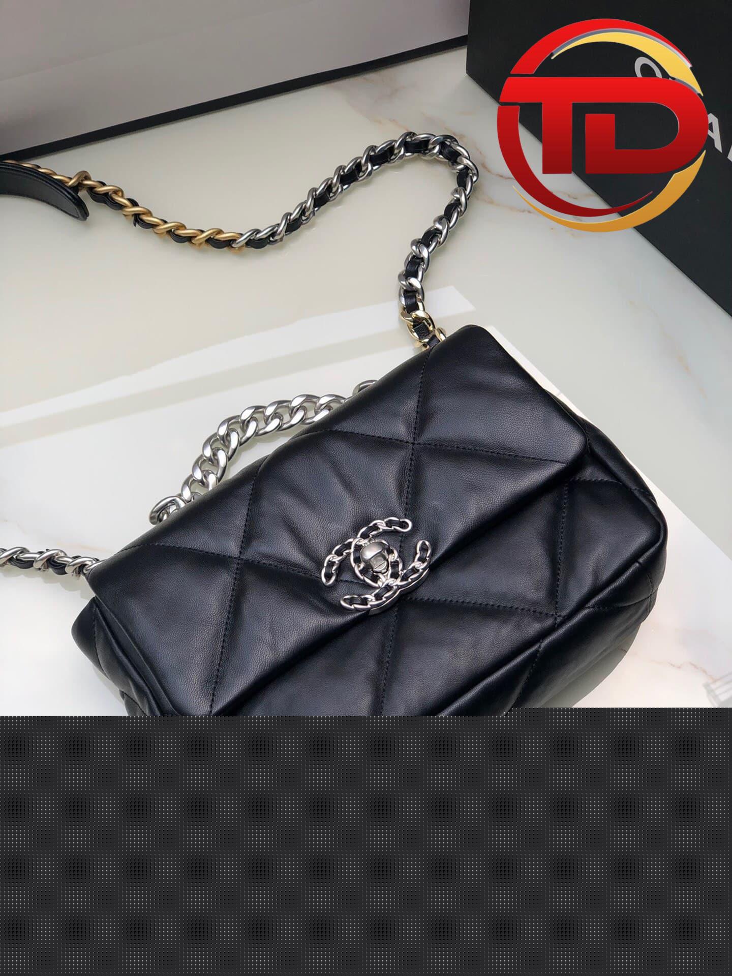 z4291988142405_7feebadfdabe681859720414aee82ece TÚI CHANEL 19 FLAP BAG DOUBLE C LOGO LAMBSKIN KHÓA BẠC SIÊU CẤP MÀU ĐEN
