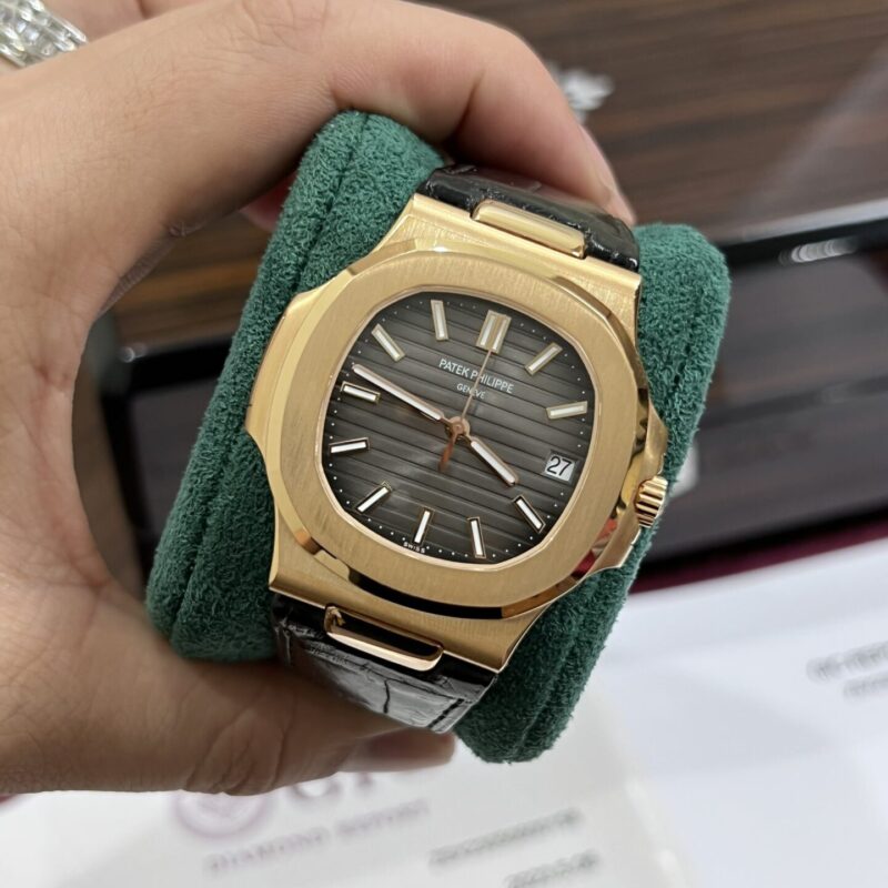 ĐỒNG HỒ PATEK PHILIPPE NAUTILUS 5711R-001 MẶT XÁM BỌC VÀNG HỒNG REPLICA 40MM