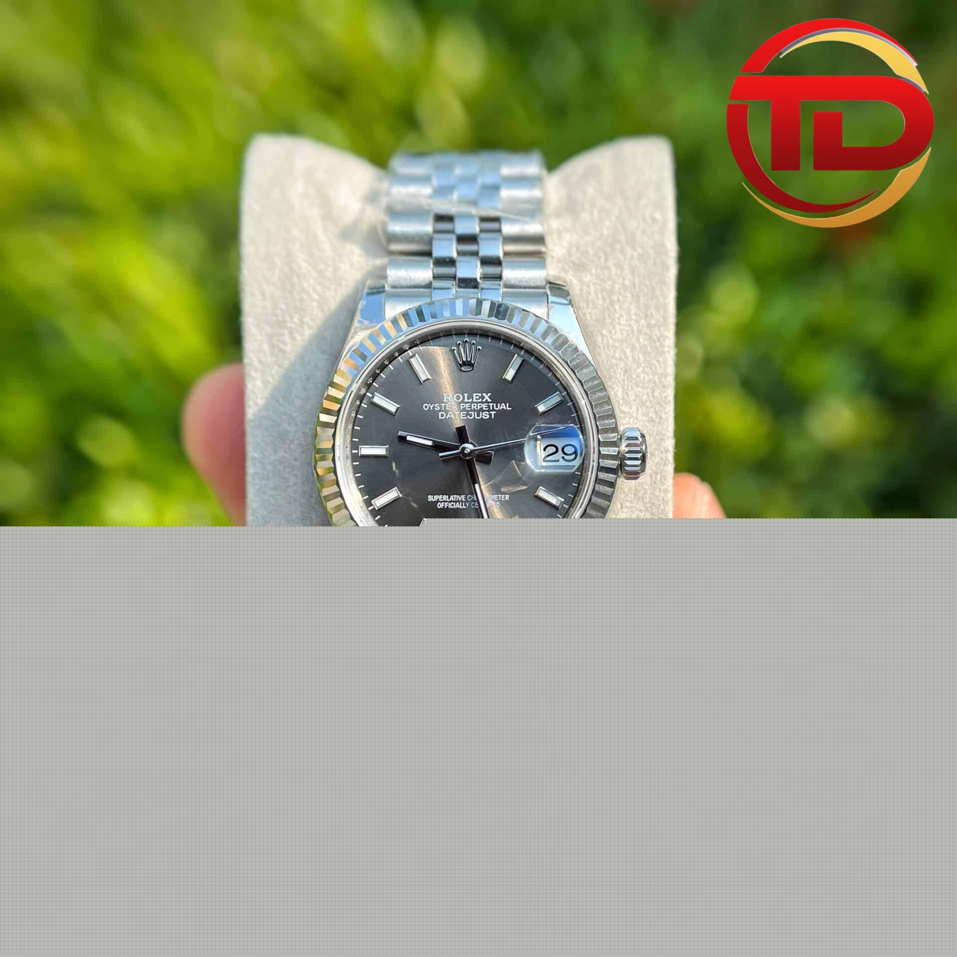 Rolex Datejust Nữ Mặt Xám Đậm Cọc Số Dạ Quang ĐỒNG HỒ NỮ ROLEX DATEJUST MẶT XÁM ĐẬM CỌC SỐ DẠ QUANG REP 1:1