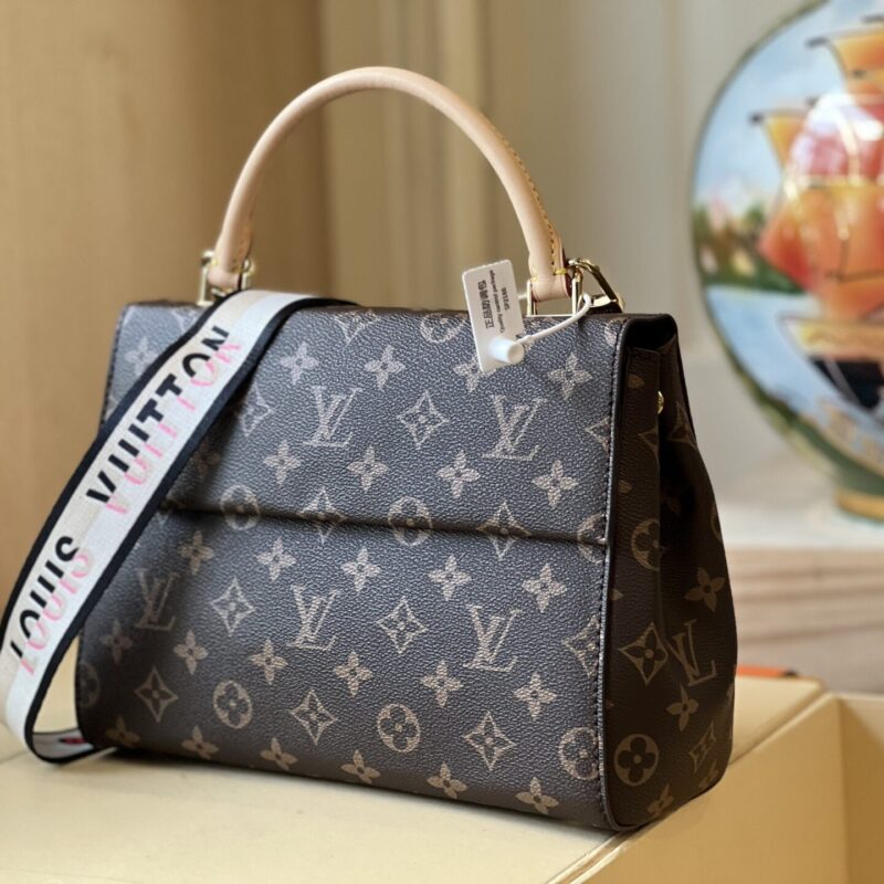 TÚI LV LOUIS VUITTON CLUNY BB MONOGRAM SUPER