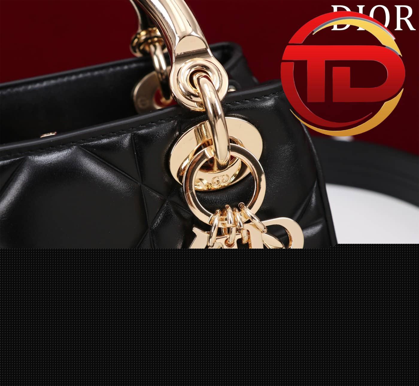 z4351507677764_785dfb089b0e1ad823cae5d255bc6a13