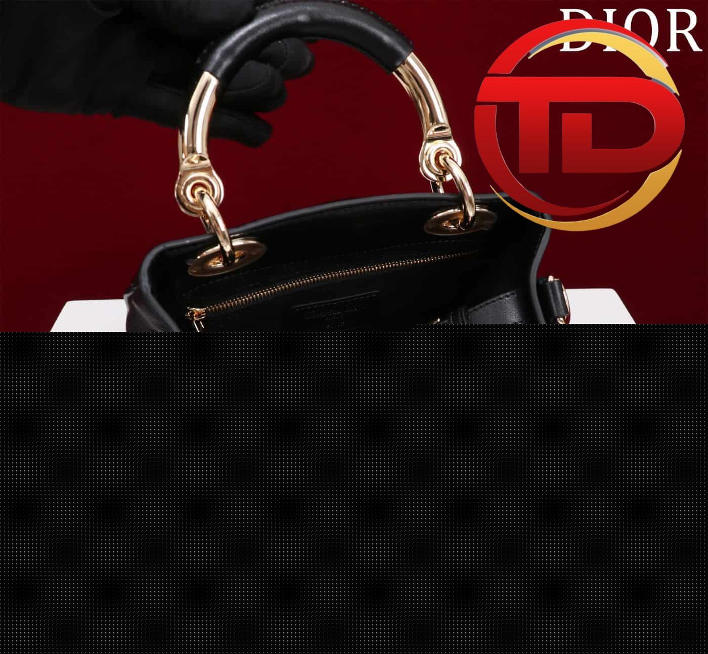 z4351507681595_3f4ca4dfb45d7391d8b90ed413085a19