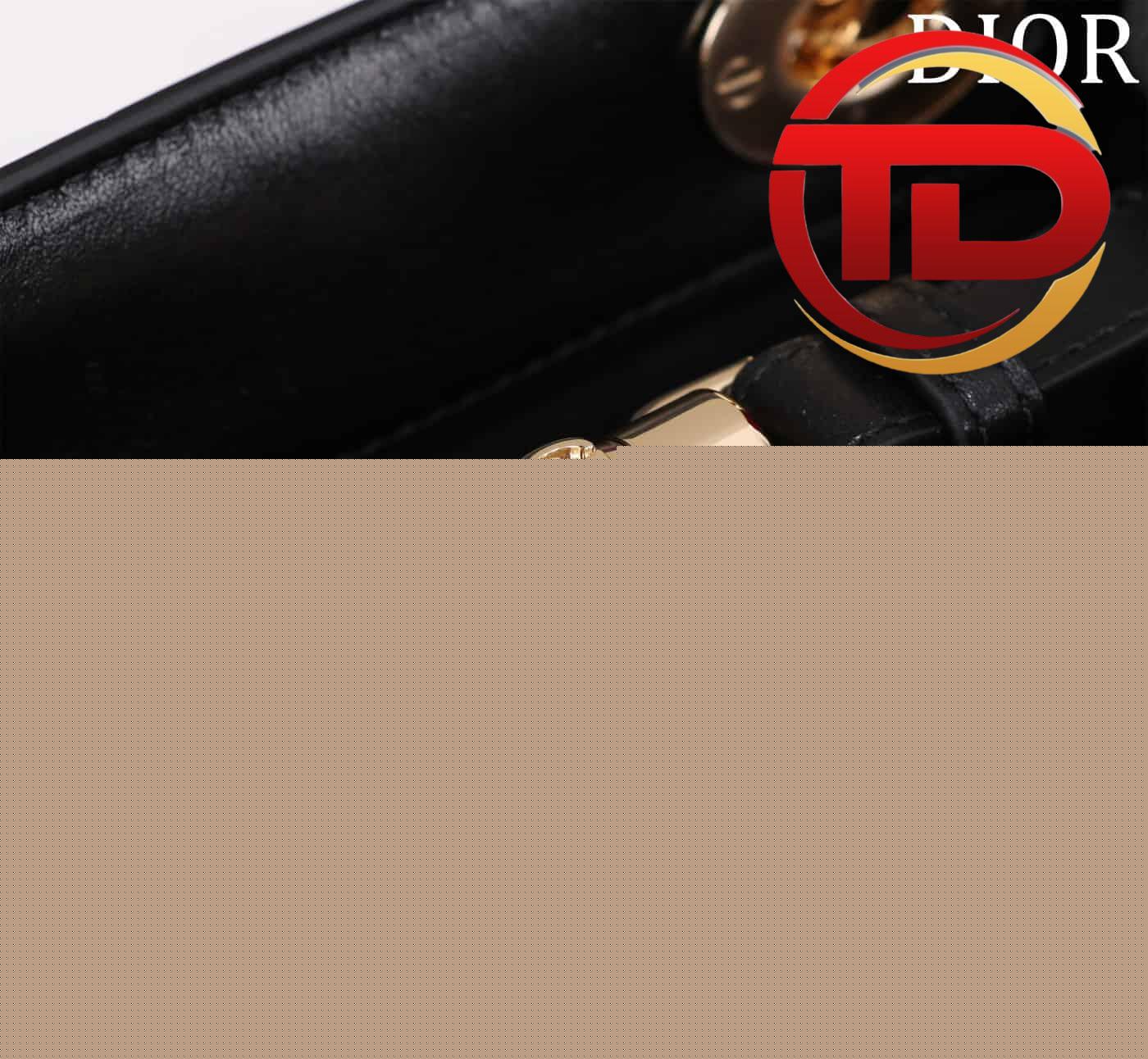 z4351507792351_0fe8594892bef88534005a4a13b90607