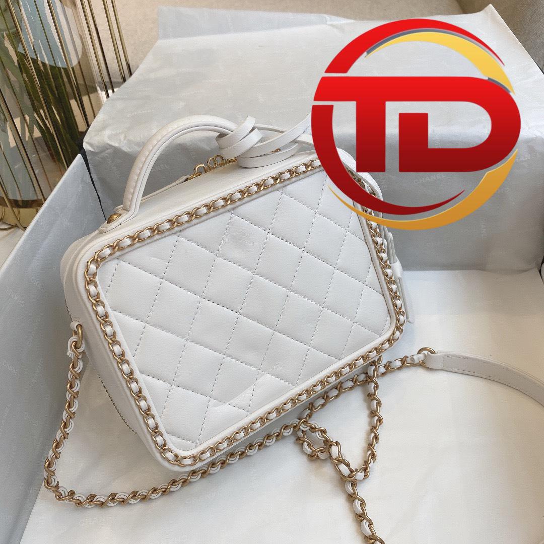 z4351815133993_72038165d6874f6e0f56c37037afb0cb