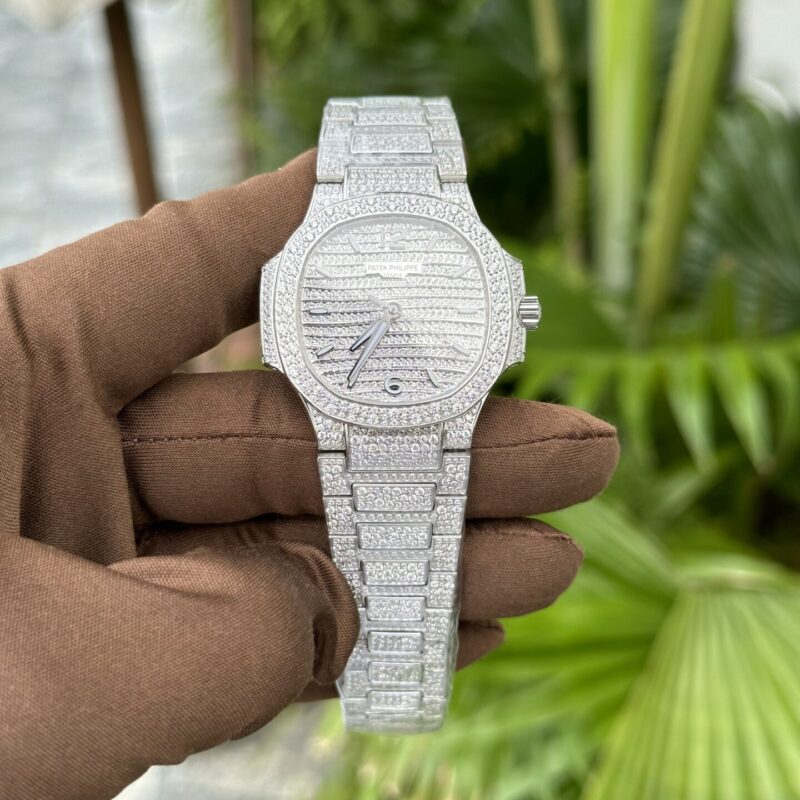 PATEK PHILIPPE NAUTILUS 7118/1450G-001 FULL DIAMOND REPLICA 35.2MM