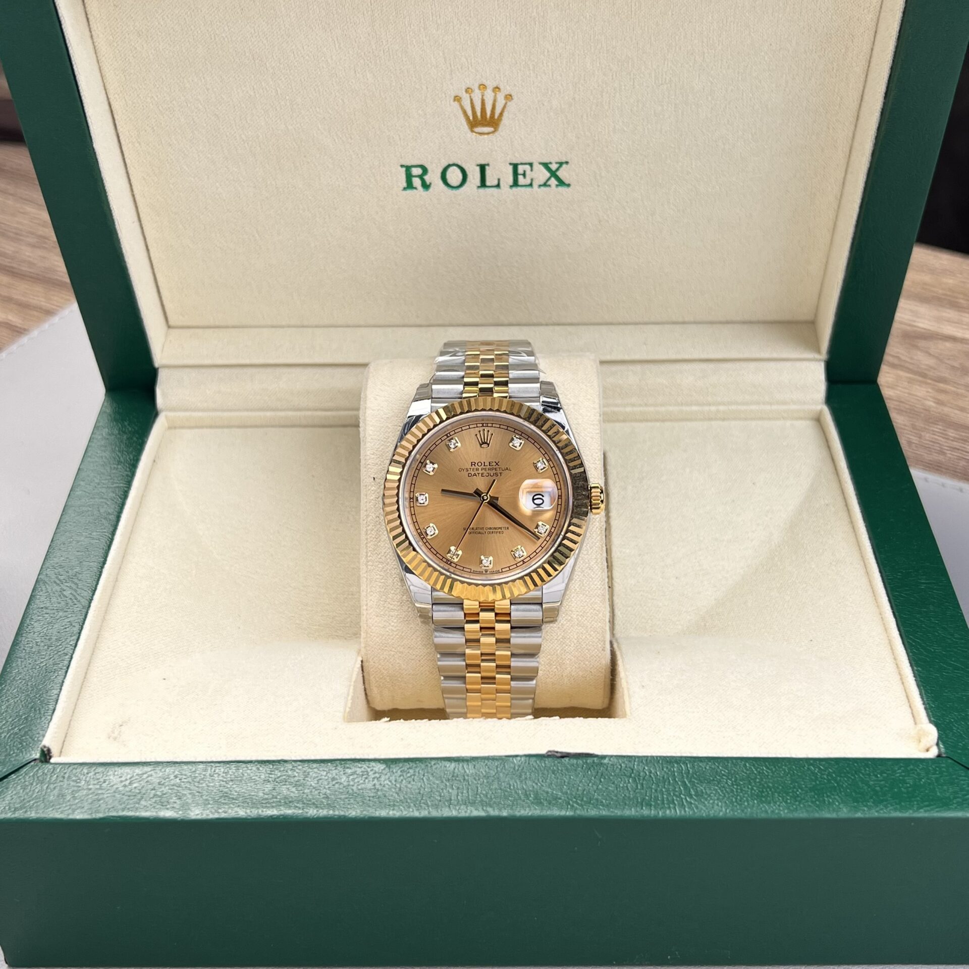 Rolex Datejust 126333-0012 Champagne Dial Replica