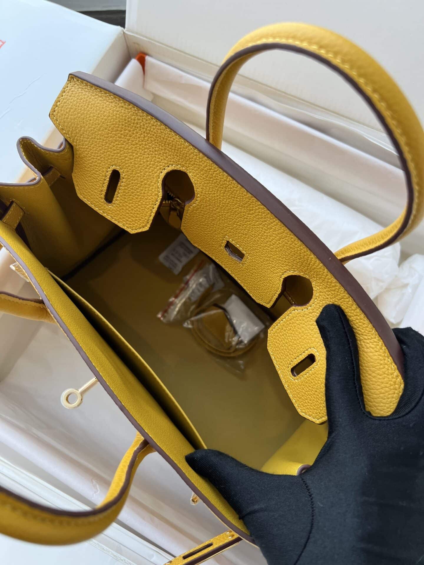 z4415756955884_a2a805355fab553a3dd530100aa6715e